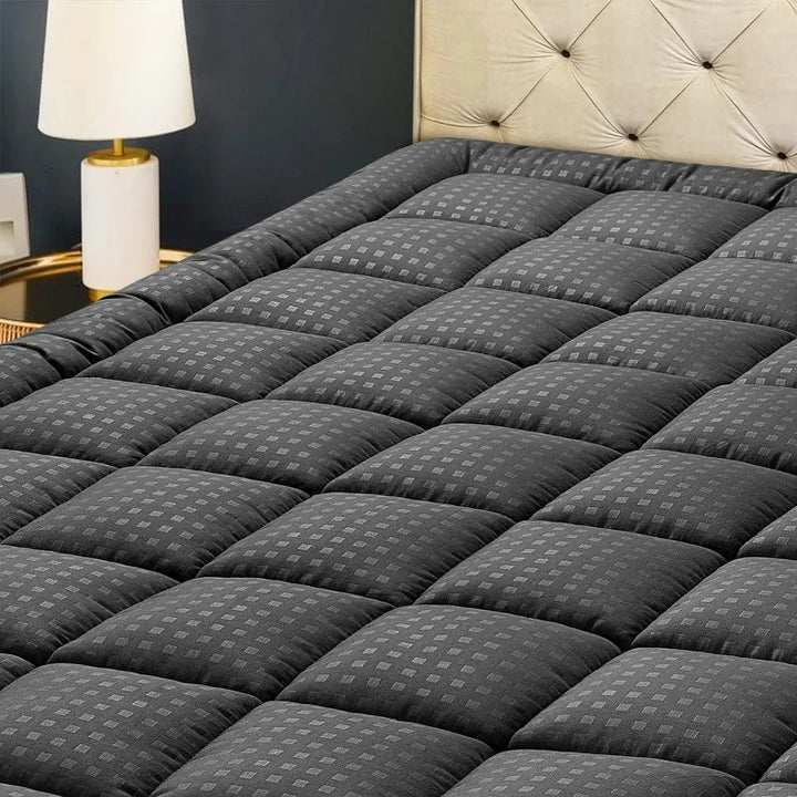 Mattress Pad Quilted Fitted Protector Cooling Pillow Top Mattress Cover Breathable Fluffy Soft Mattress Topper